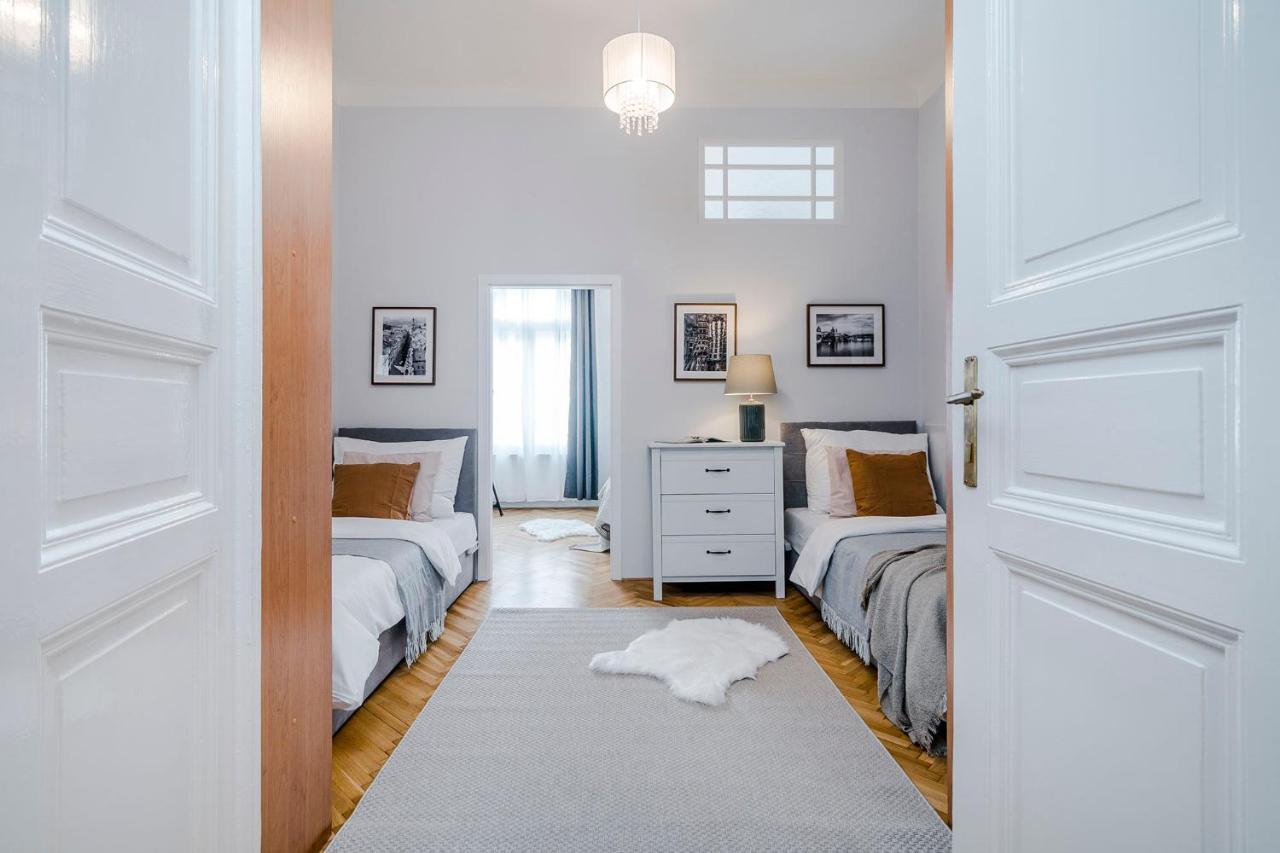 Florenc Apartments Prague 1 By Michal&Friends المظهر الخارجي الصورة
